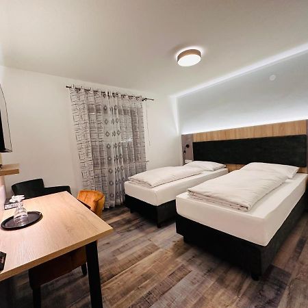 Hotel Franken 포르히하임 외부 사진