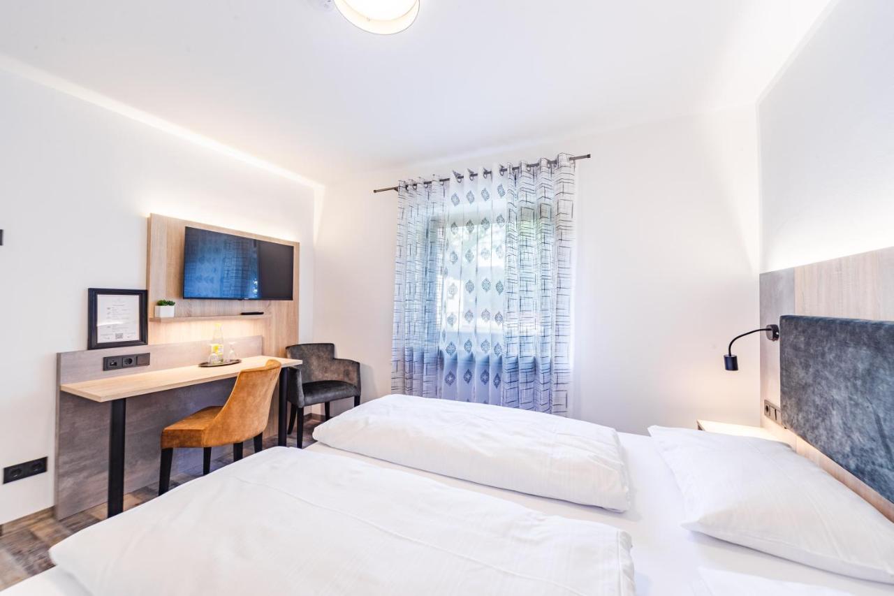 Hotel Franken 포르히하임 외부 사진
